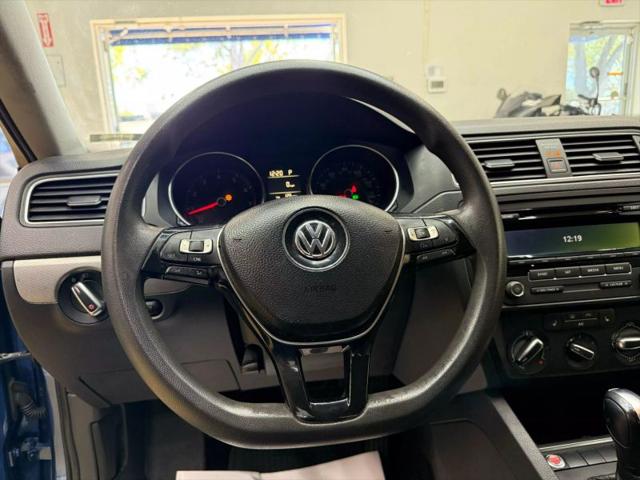 2015 Volkswagen Jetta 1.8T SE