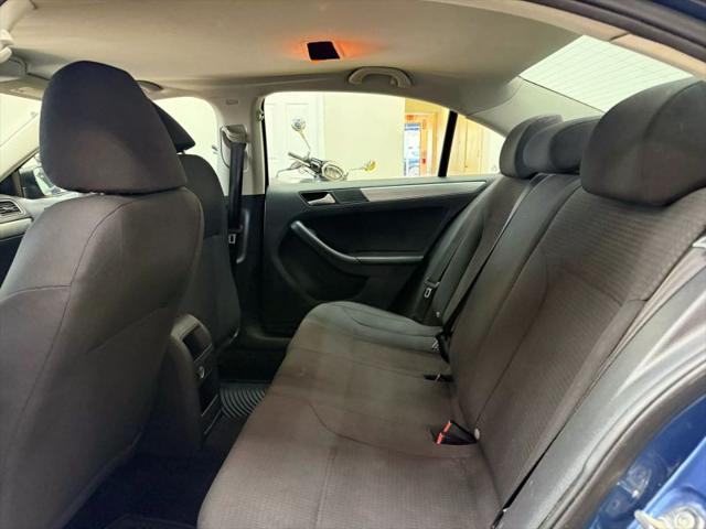 2015 Volkswagen Jetta 1.8T SE