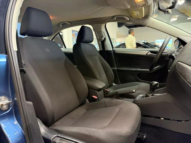 2015 Volkswagen Jetta 1.8T SE