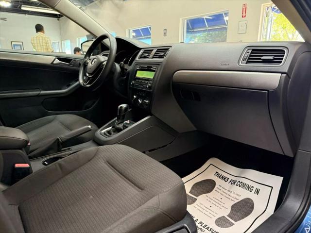 2015 Volkswagen Jetta 1.8T SE