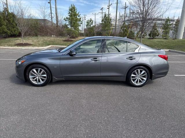 2015 INFINITI Q50 Premium