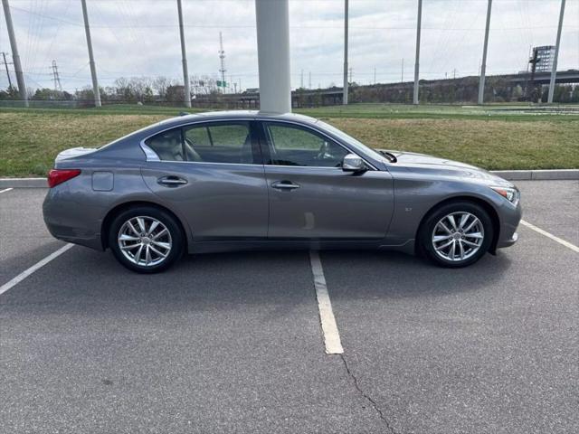 2015 INFINITI Q50 Premium