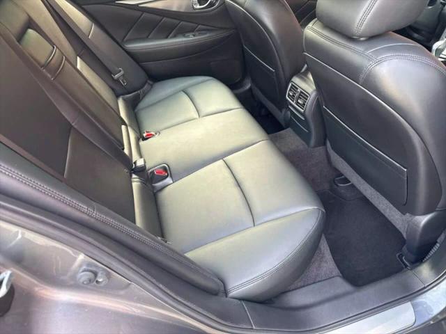 2015 INFINITI Q50 Premium