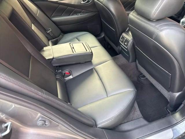 2015 INFINITI Q50 Premium