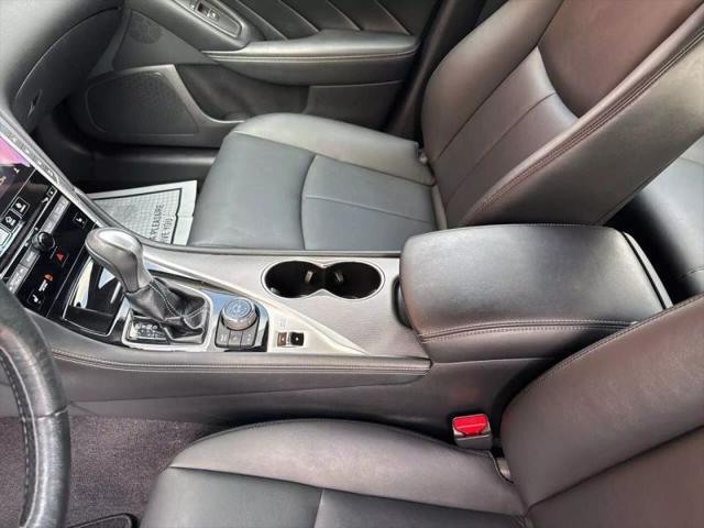 2015 INFINITI Q50 Premium