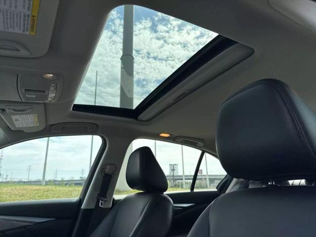 2015 INFINITI Q50 Premium