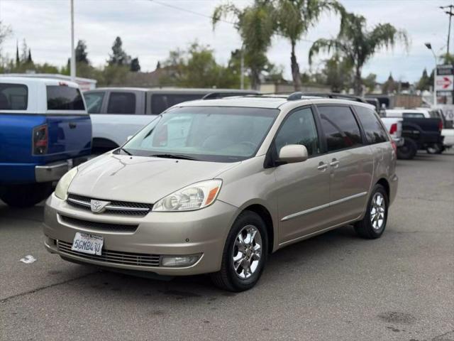 2004 Toyota Sienna XLE