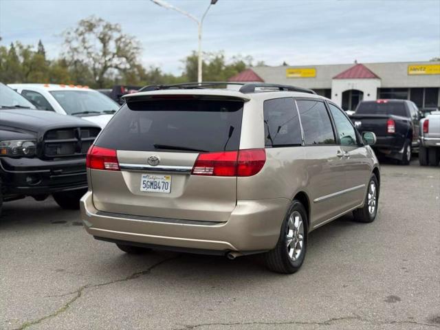 2004 Toyota Sienna XLE