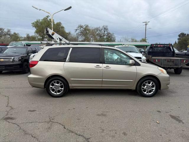 2004 Toyota Sienna XLE