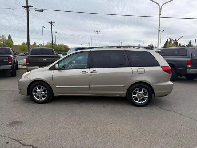 2004 Toyota Sienna XLE