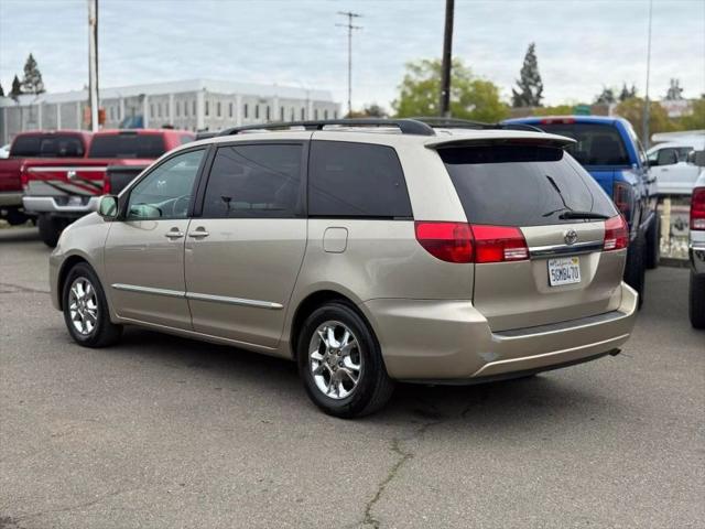 2004 Toyota Sienna XLE