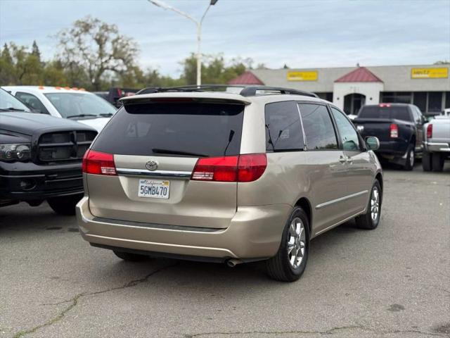2004 Toyota Sienna XLE