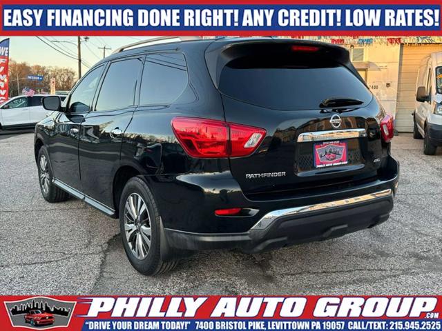 2018 Nissan Pathfinder S