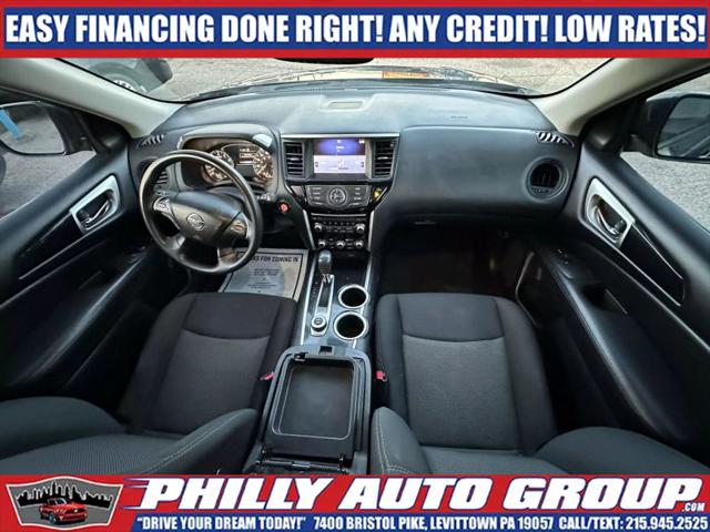 2018 Nissan Pathfinder S