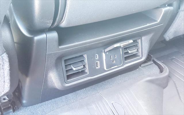 2025 GMC Sierra 1500 4WD Crew Cab Short Box Elevation with 3SB