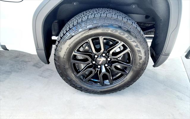2025 GMC Sierra 1500 4WD Crew Cab Short Box Elevation with 3SB
