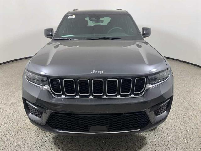 2025 Jeep Grand Cherokee GRAND CHEROKEE LAREDO 4X2
