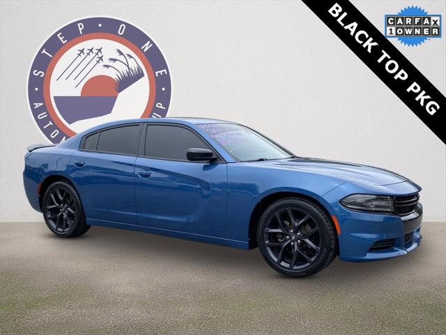 2020 Dodge Charger SXT RWD