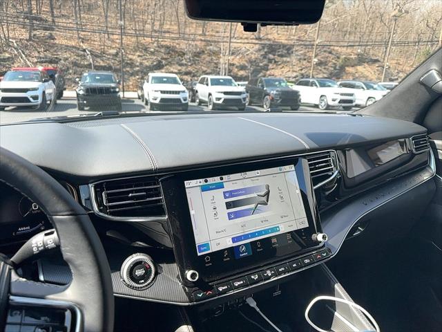2024 Jeep Grand Wagoneer L Series II 4x4