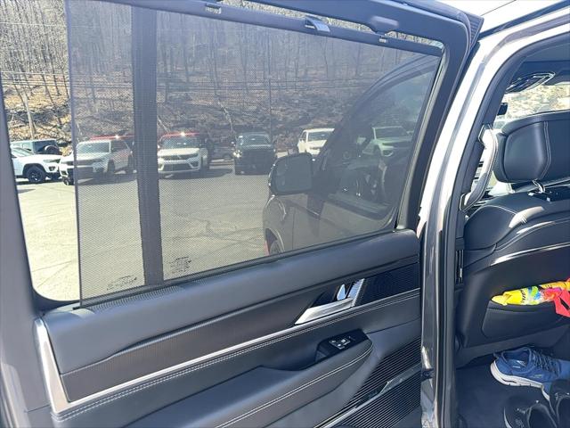 2024 Jeep Grand Wagoneer L Series II 4x4