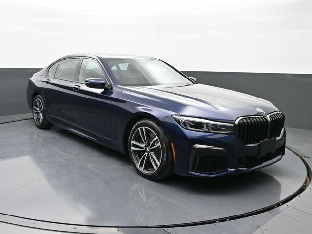 2022 BMW 750 i xDrive 2022 BMW 750 i xDrive