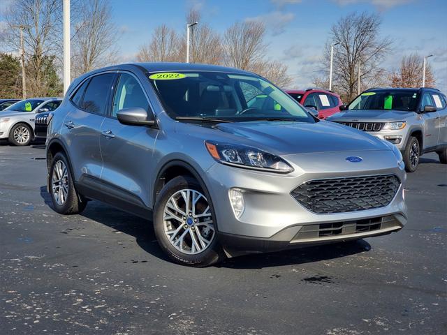 Used 2022 Ford Escape SEL with VIN 1FMCU0CZXNUB28754 for sale in Waterford, MI