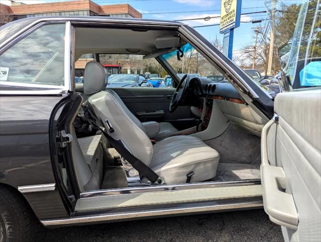1987 Mercedes-Benz 560 SERIES 2dr Roadster 560SL