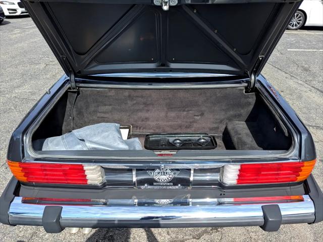 1987 Mercedes-Benz 560 SERIES 2dr Roadster 560SL