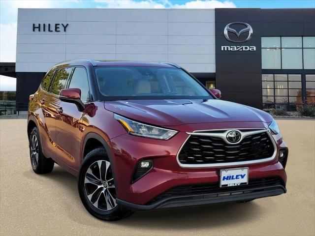 2020 Toyota Highlander XLE for sale in Arlington, TX