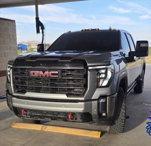 2024 GMC Sierra 2500HD 4WD Crew Cab Standard Bed AT4