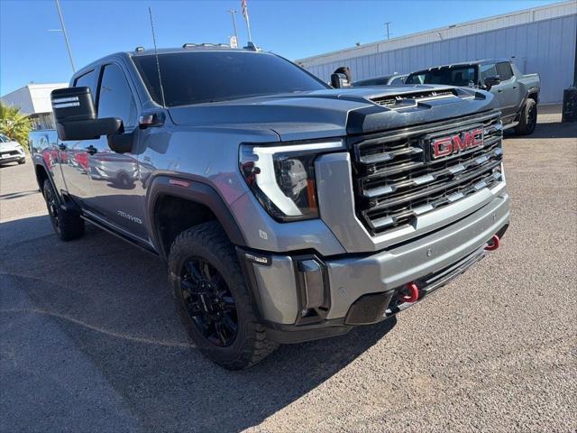 2024 GMC Sierra 2500HD 4WD Crew Cab Standard Bed AT4
