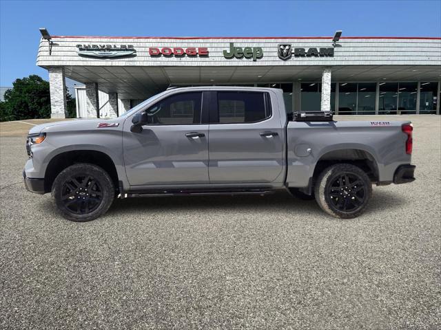 2024 Chevrolet Silverado 1500 4WD Crew Cab Short Bed Custom Trail Boss