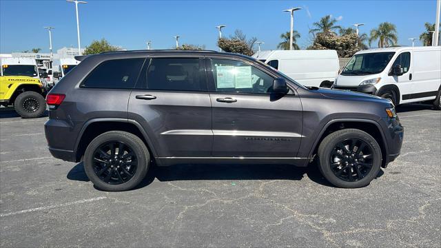 2021 Jeep Grand Cherokee Laredo X 4x4