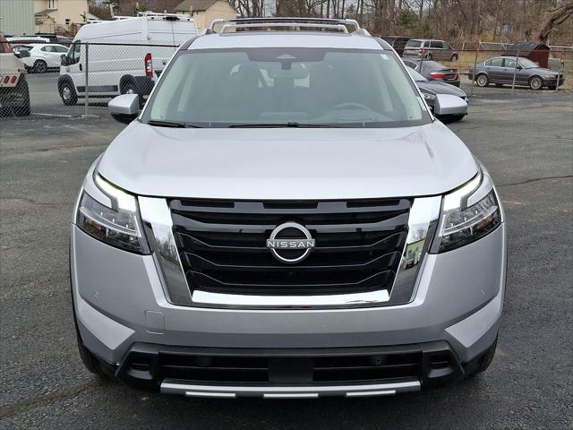 2023 Nissan Pathfinder Platinum 4WD