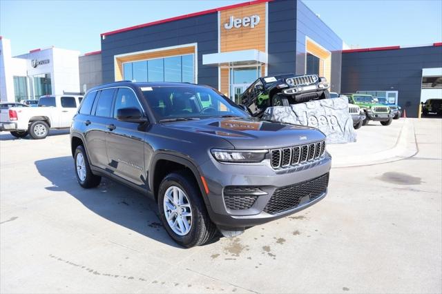 2025 Jeep Grand Cherokee GRAND CHEROKEE LAREDO X 4X2