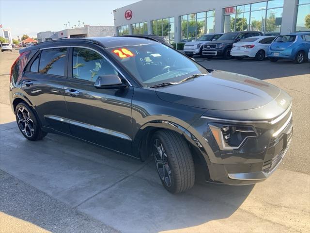 2024 Kia Niro Plug-In Hybrid SX Touring 2024 Kia Niro Plug-In Hybrid SX Touring