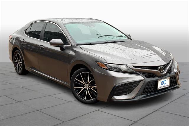 2021 Toyota Camry SE Nightshade Edition