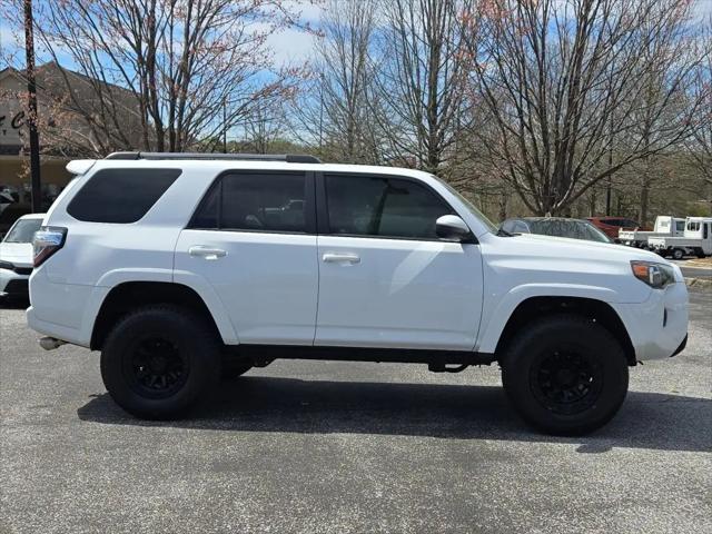 2020 Toyota 4Runner SR5