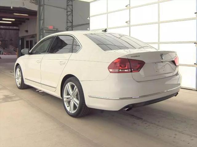 2014 Volkswagen Passat 3.6L V6 SEL Premium