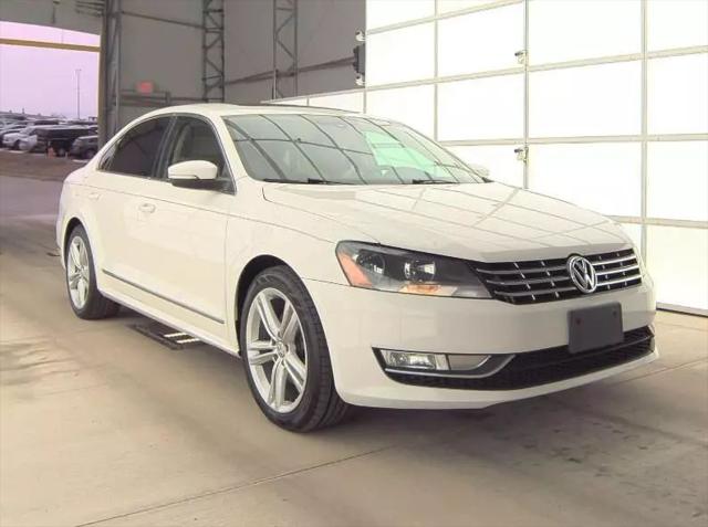 2014 Volkswagen Passat 3.6L V6 SEL Premium
