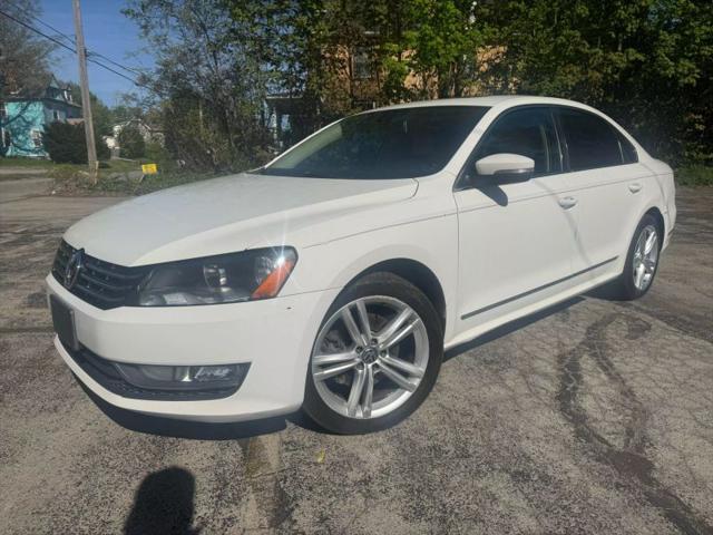 2014 Volkswagen Passat 3.6L V6 SEL Premium