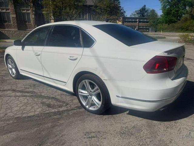 2014 Volkswagen Passat 3.6L V6 SEL Premium