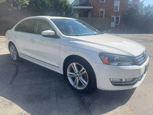 2014 Volkswagen Passat 3.6L V6 SEL Premium