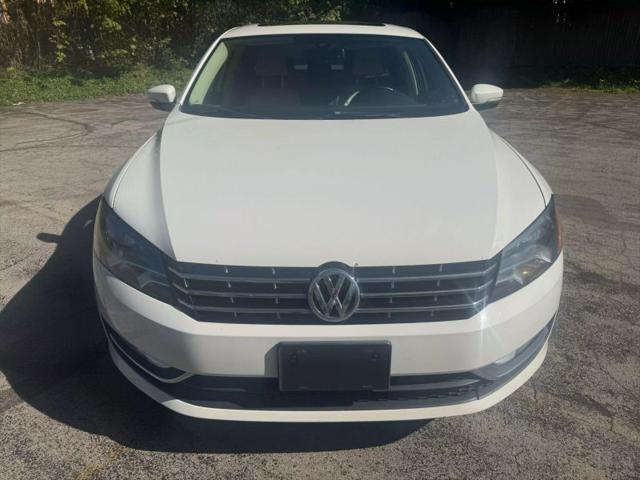2014 Volkswagen Passat 3.6L V6 SEL Premium