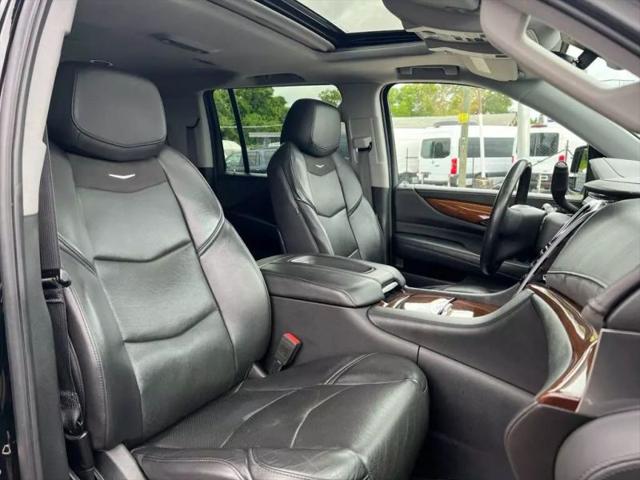 2020 Cadillac Escalade ESV 4WD Luxury
