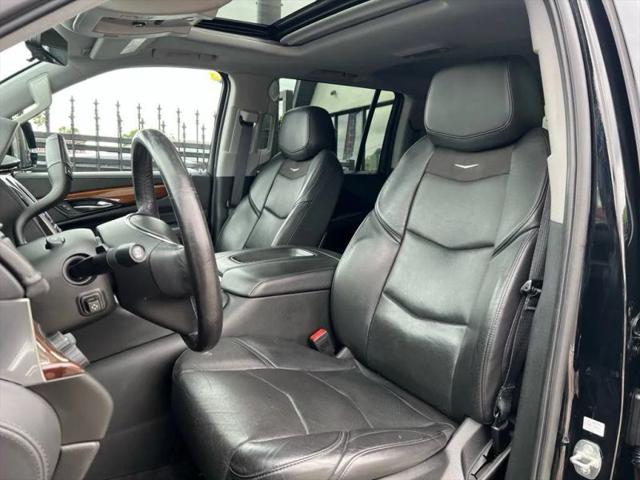 2020 Cadillac Escalade ESV 4WD Luxury