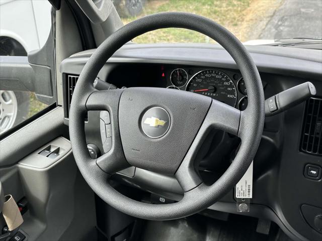 2024 Chevrolet Express Cutaway Work Van