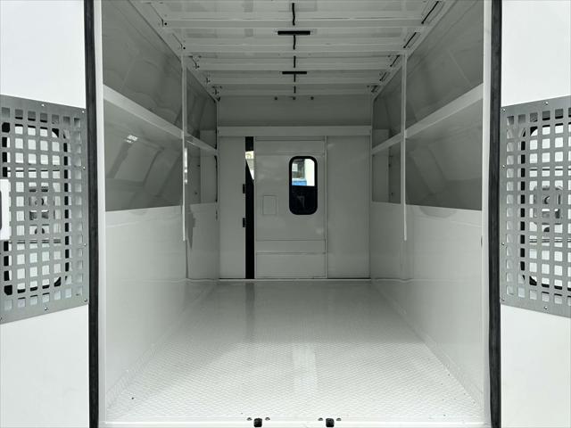 2024 Chevrolet Express Cutaway Work Van