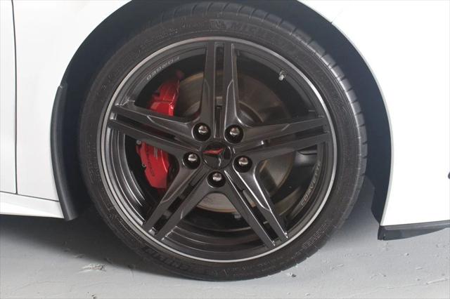 2023 Chevrolet Corvette Stingray RWD Convertible 2LT