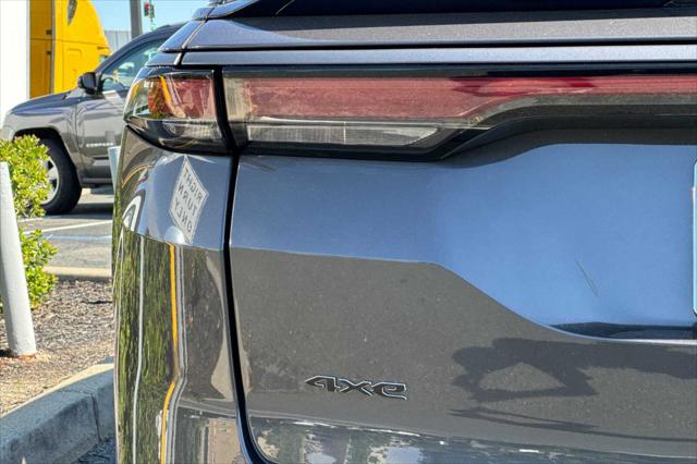 2025 Jeep Wagoneer Launch Edition